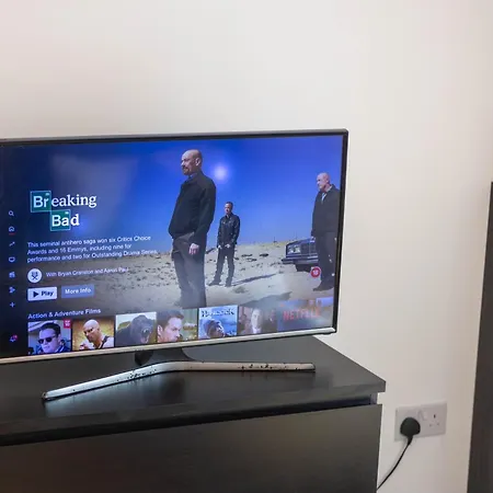 Stylish 2br Flat - Free Gym - Contractors 브리스틀